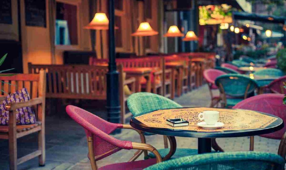 Cafe Near Me